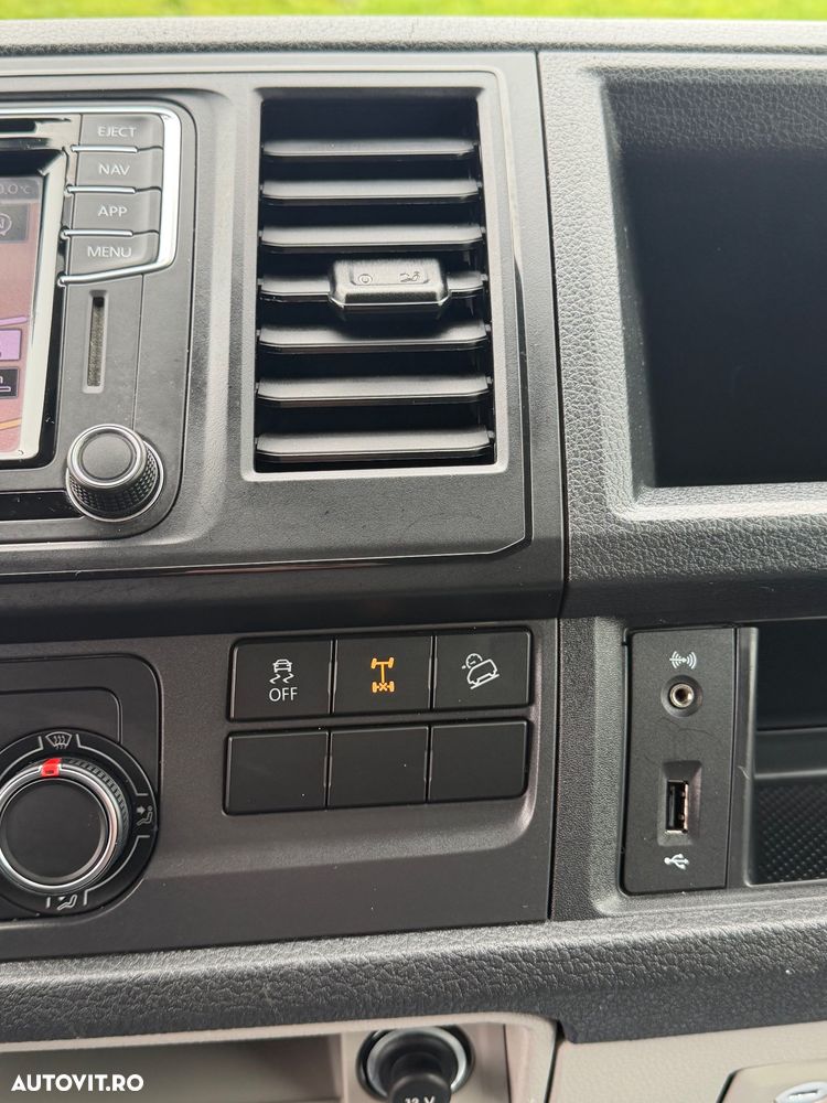 Volkswagen Transporter 2.0 TDI 150 KW KR Highline DSG 4M - 12