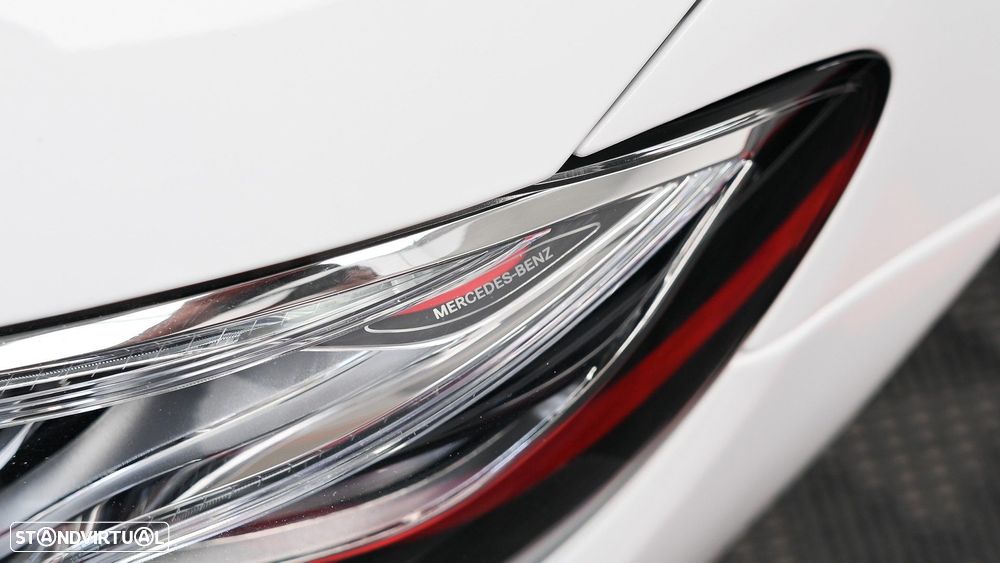 Mercedes-Benz E 300 de 4Matic T 9G-TRONIC Avantgarde - 8