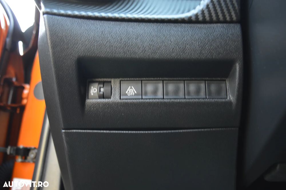 Peugeot 2008 1.5 BlueHDI FAP Active - 31