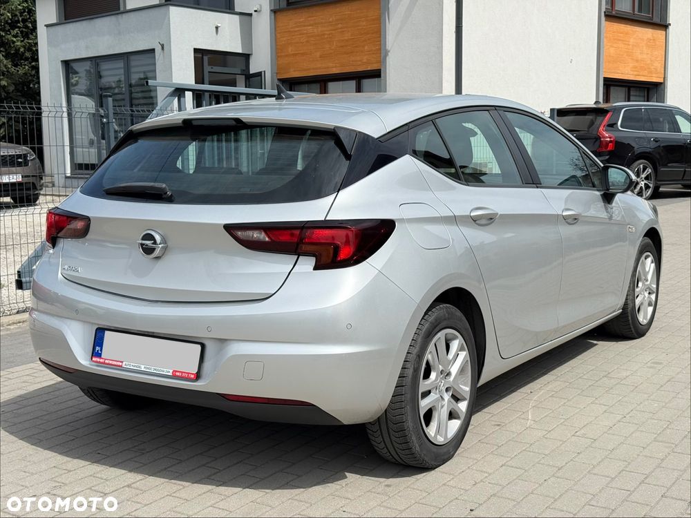 Opel Astra 1.6 D Start/Stop Dynamic - 4