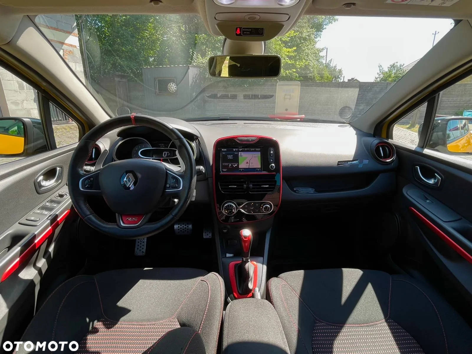 Renault Clio 1.6 R.S.Trophy 220 EDC - 4