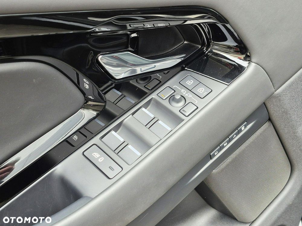 Land Rover Range Rover Evoque - 17