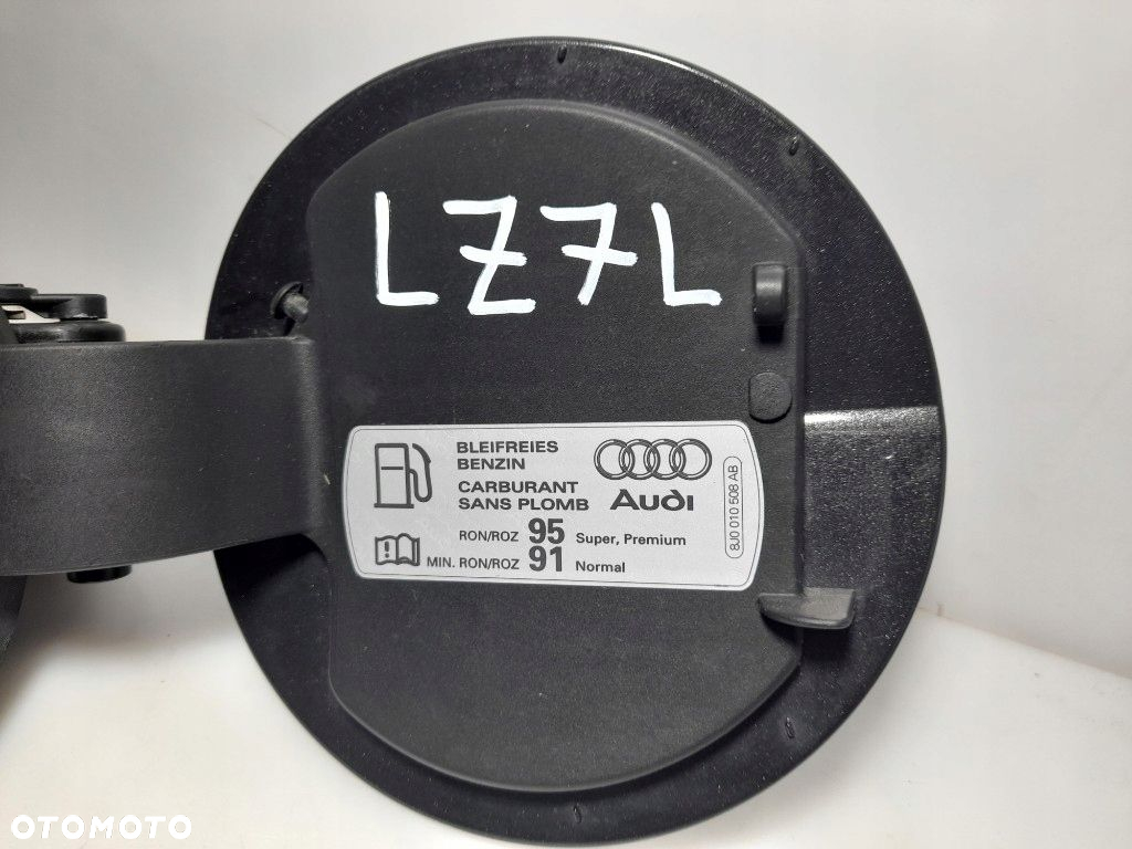 AUDI A3 8P 3D 3-y drzwi KLAPKA WLEW PALIWA 8J0010508AB LZ7L SUPER STAN - 5
