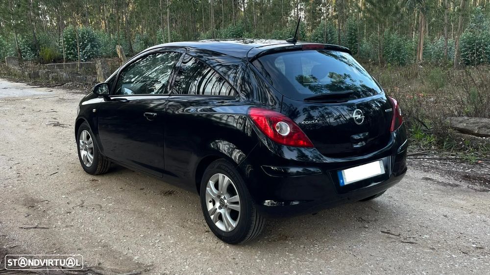 Opel Corsa 1.3 CDTI Black Edition - 4
