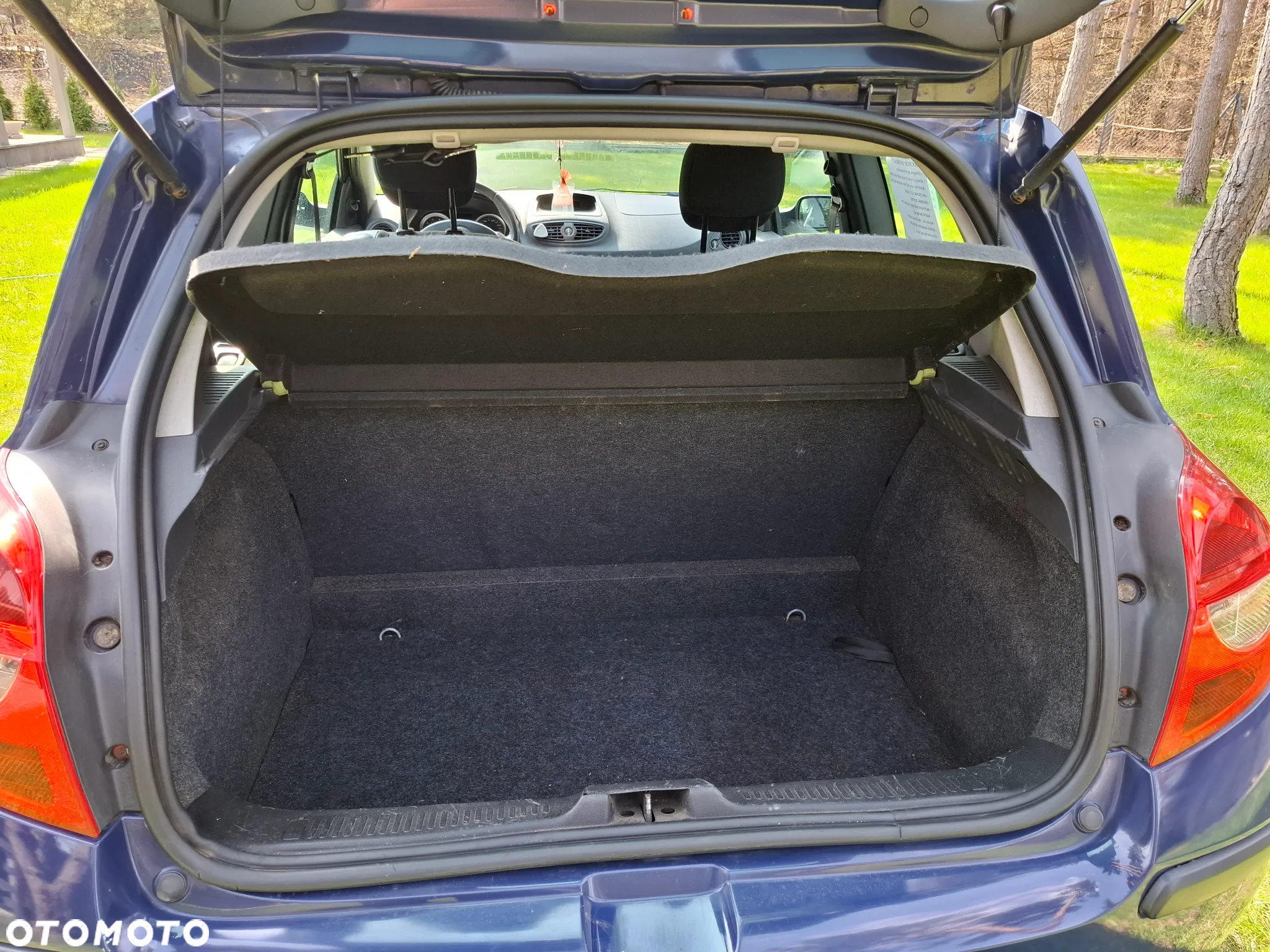 Renault Clio 1.2 16V 75 Collection - 13