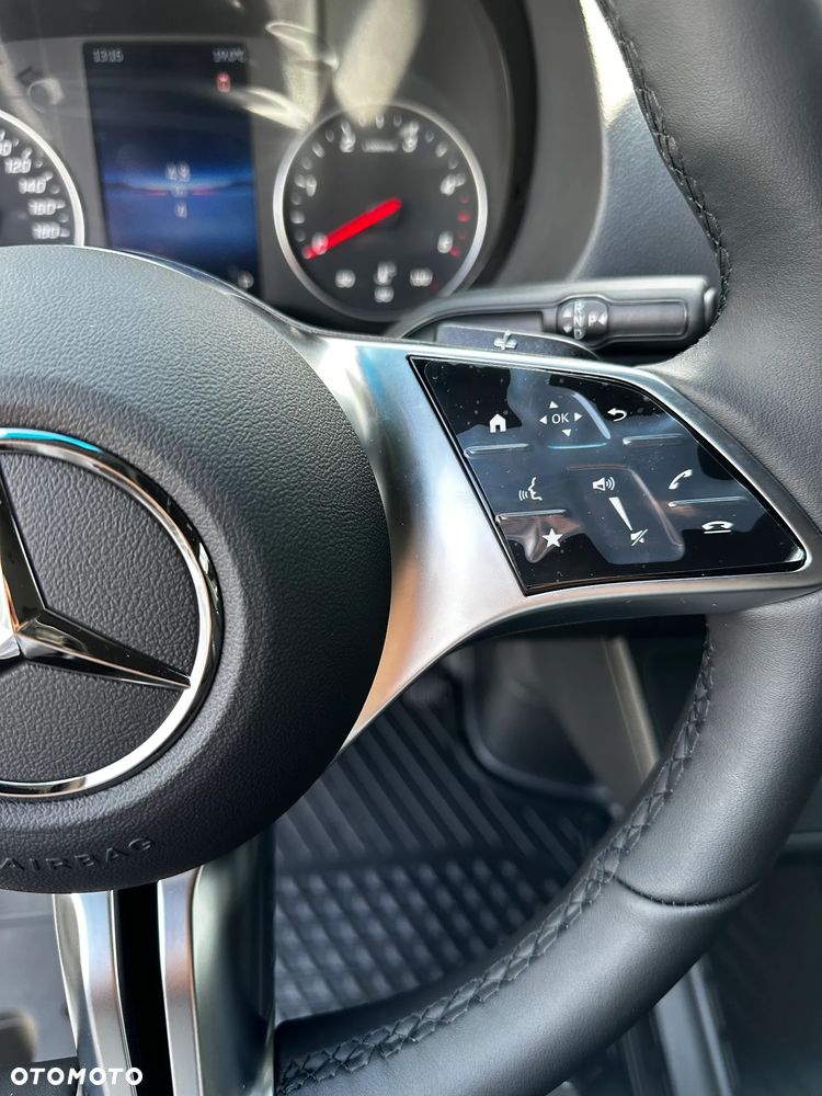 Mercedes-Benz Sprinter - 20