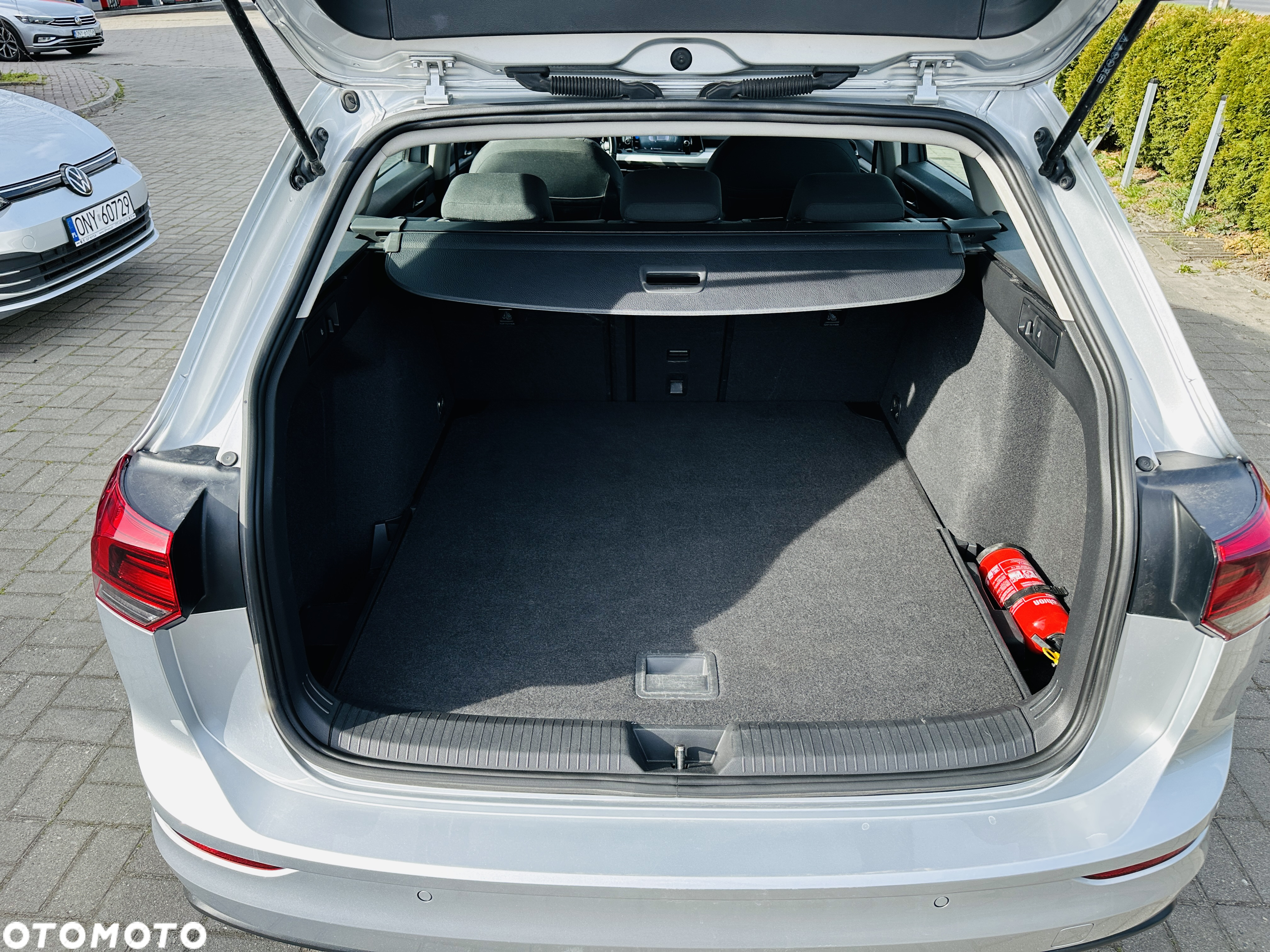 Volkswagen Golf VIII 1.5 TSI EVO Life - 33