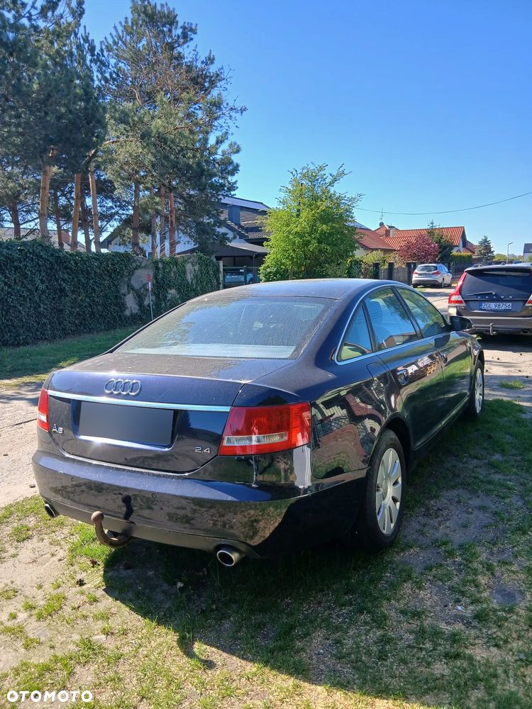 Audi A6 Limousine 2.4 - 2