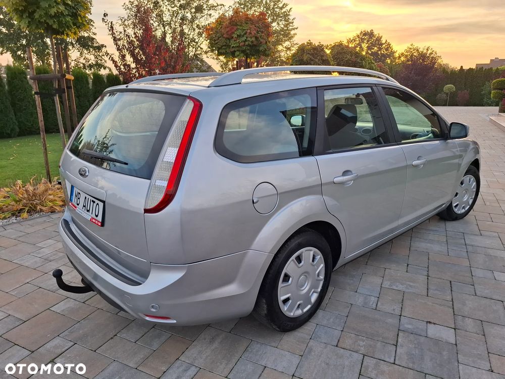 Ford Focus 1.6 16V Ghia - 19