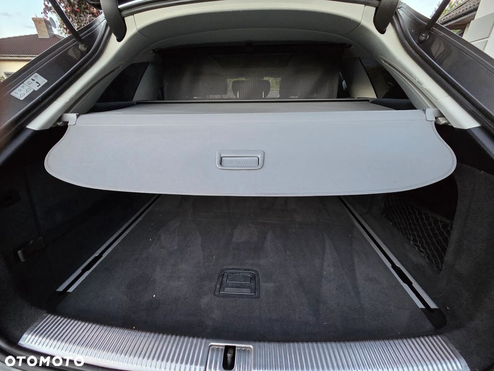 Audi A6 Avant 3.0 TDI Quattro S tronic - 32