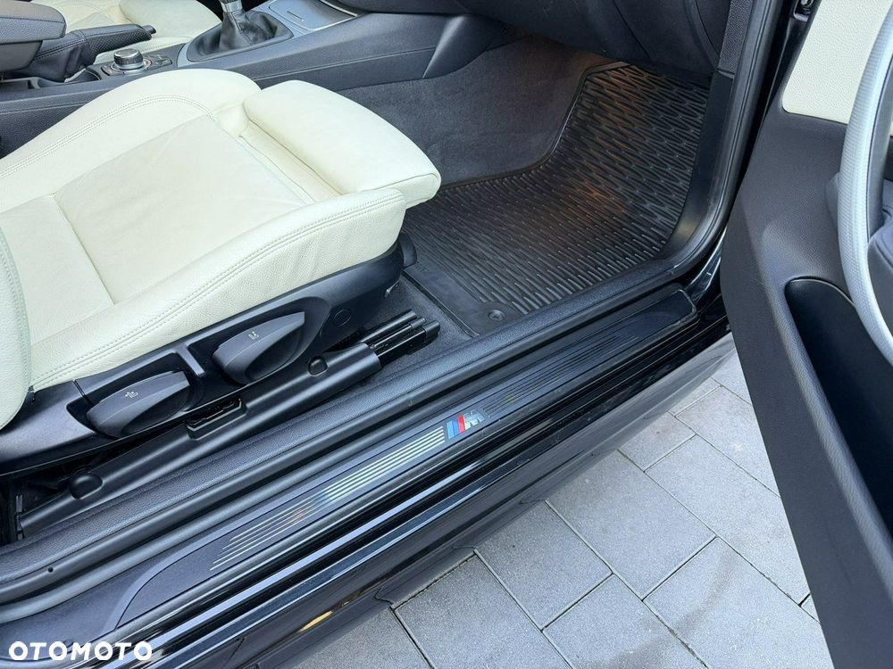 BMW Seria 1 120d Limited Edition Lifestyle mit M Sportpaket - 20