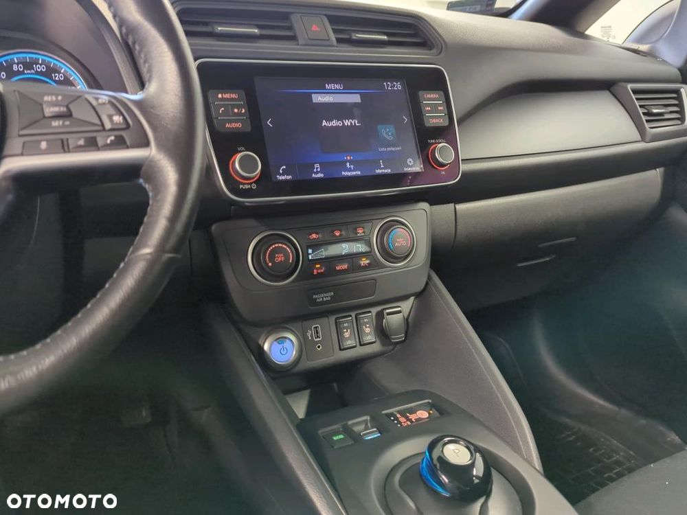 Nissan Leaf 40kWh Acenta (6.6 kW) - 11