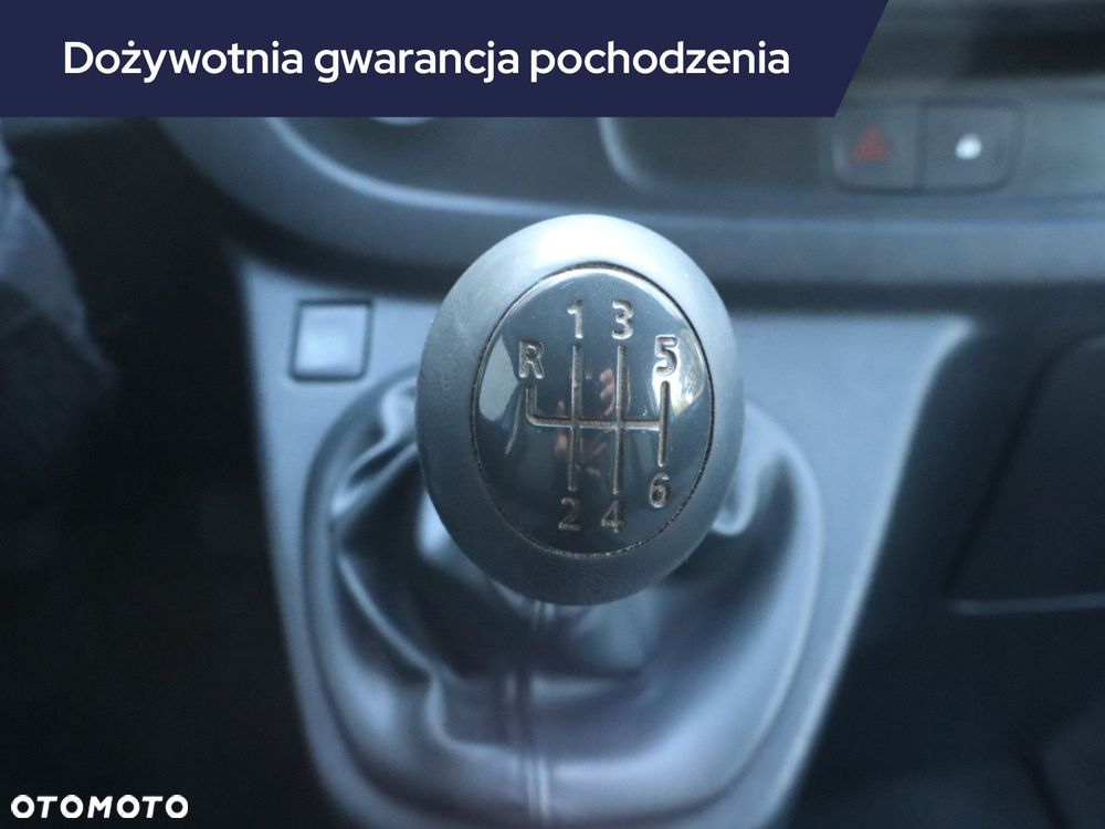 Opel Vivaro - 17