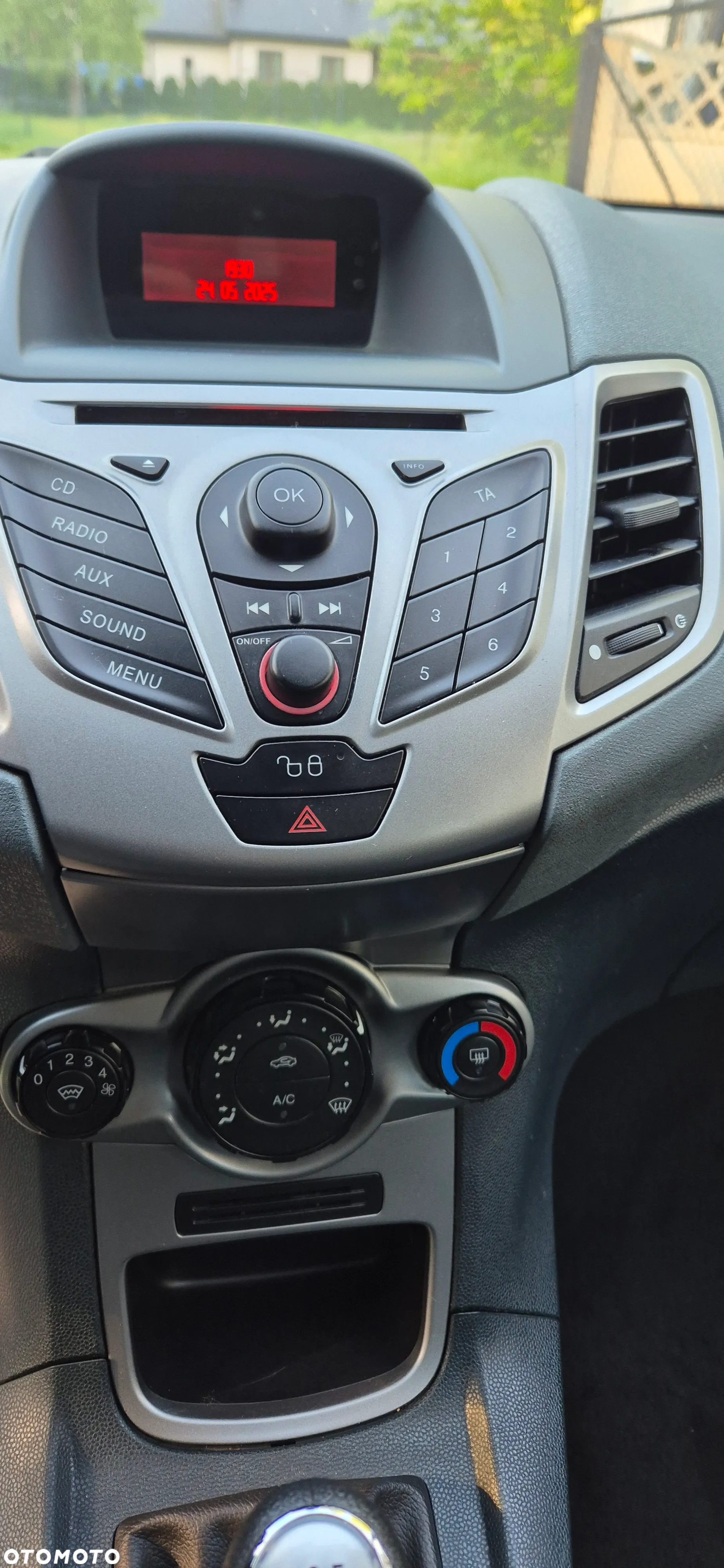 Ford Fiesta 1.25 Ambiente EU5 - 19