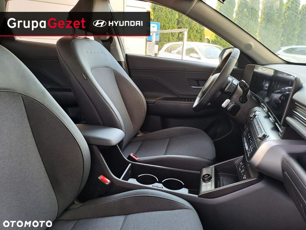 Hyundai Kona - 12