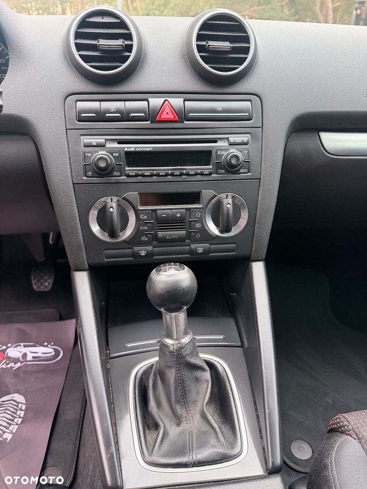 Audi A3 Sportback 1.9 TDI Ambition - 32