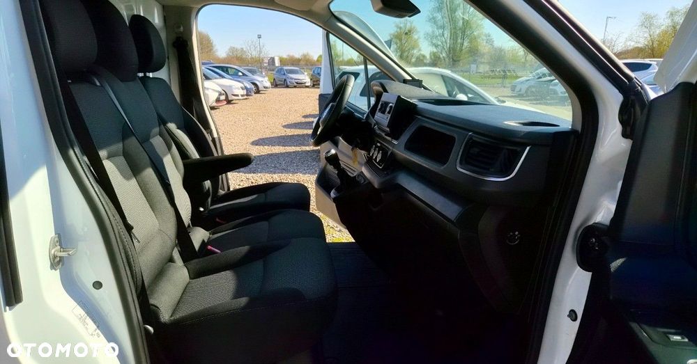 Nissan Primastar - 31