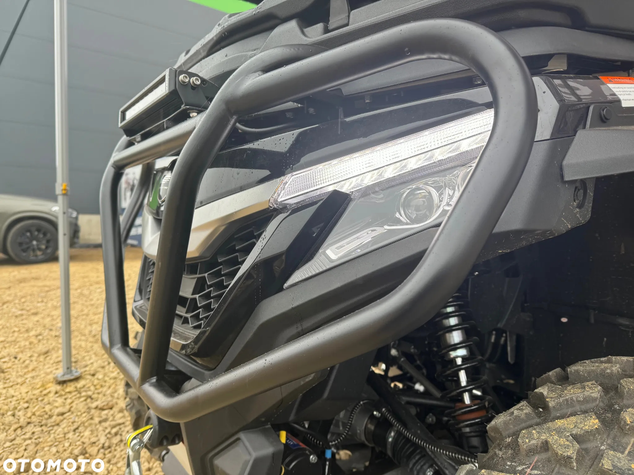 QJMOTOR SFA 1000 - 10
