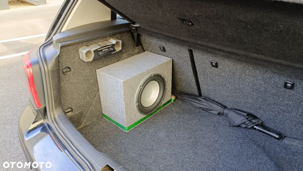 Volkswagen Golf - 11