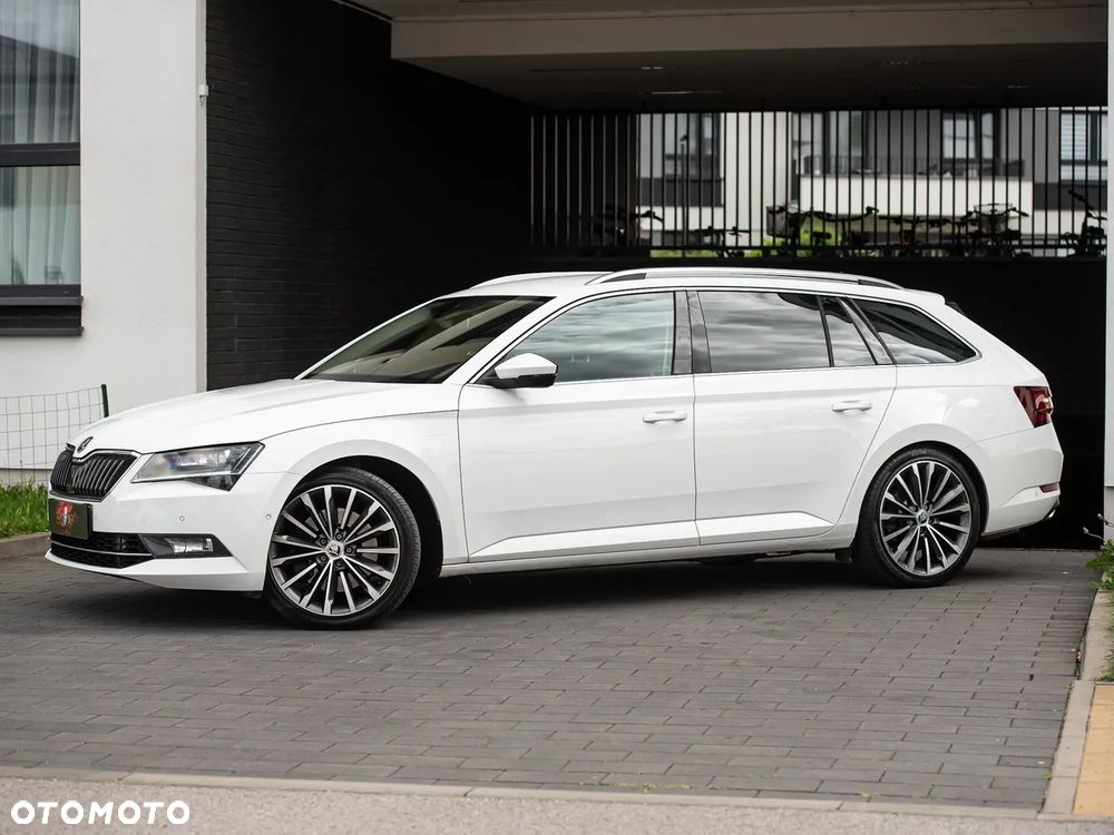 Skoda Superb 2.0 TSI 4x4 L&K DSG - 11