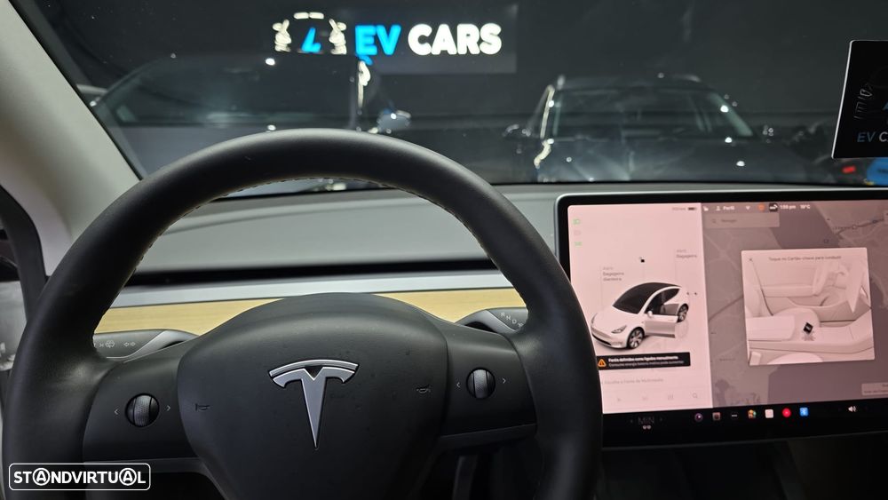 Tesla Model Y Standard - 12