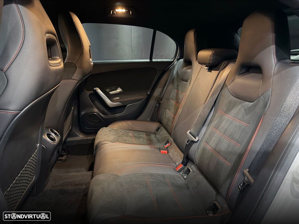 Mercedes-Benz A 180 d AMG Line Aut. - 31