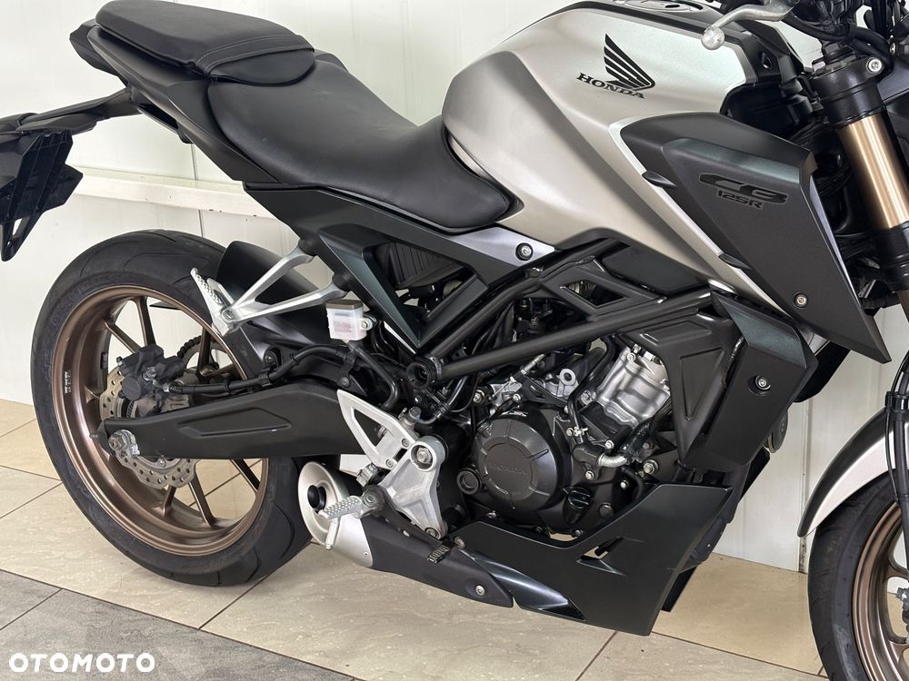 Honda CB - 10