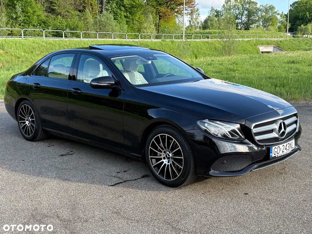 Mercedes-Benz Klasa E 200 CGI BlueEFFICIENCY Automatik Avantgarde - 11