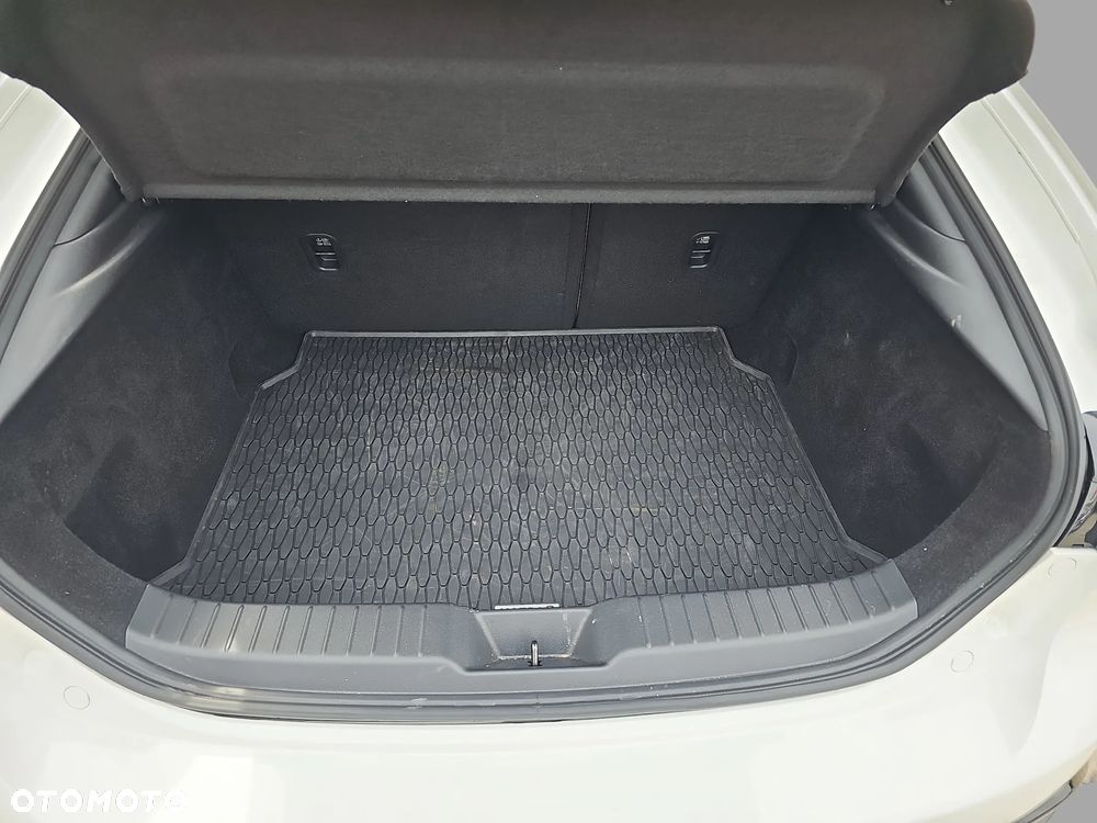 Mazda 3 2.0 mHEV Nagisa - 24