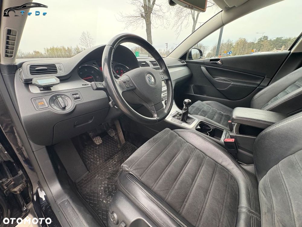 Volkswagen Passat Variant 2.0 TDI DPF 4Mot Comfortline - 23