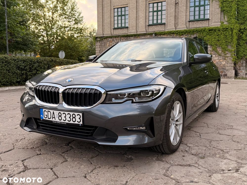 BMW Seria 3 318i - 3