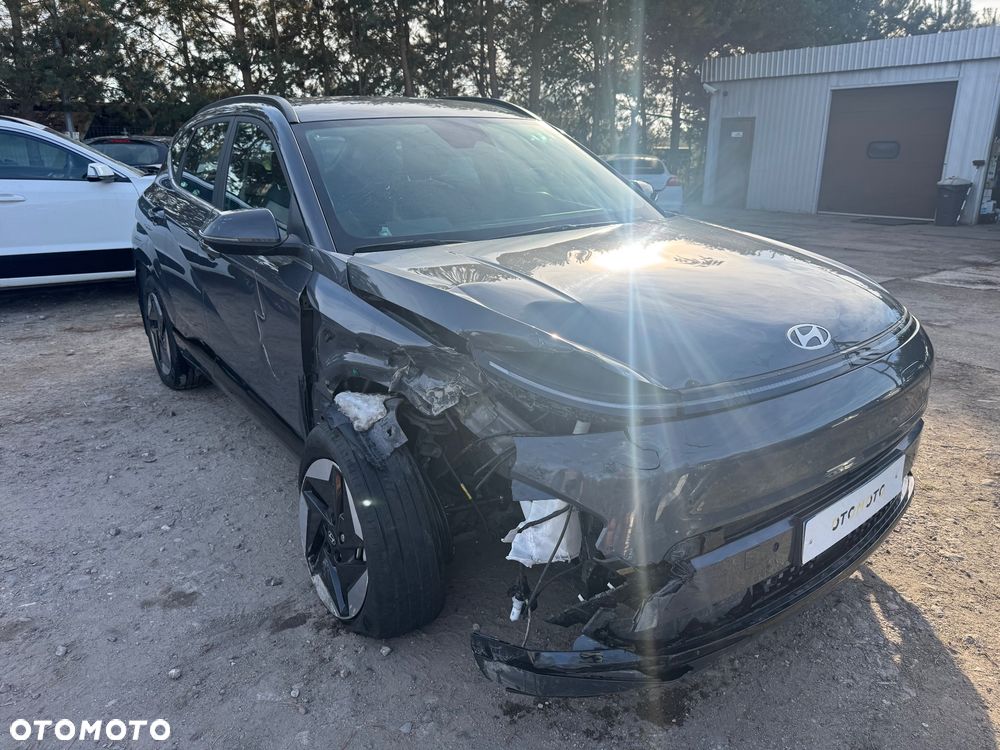 Hyundai Kona - 4