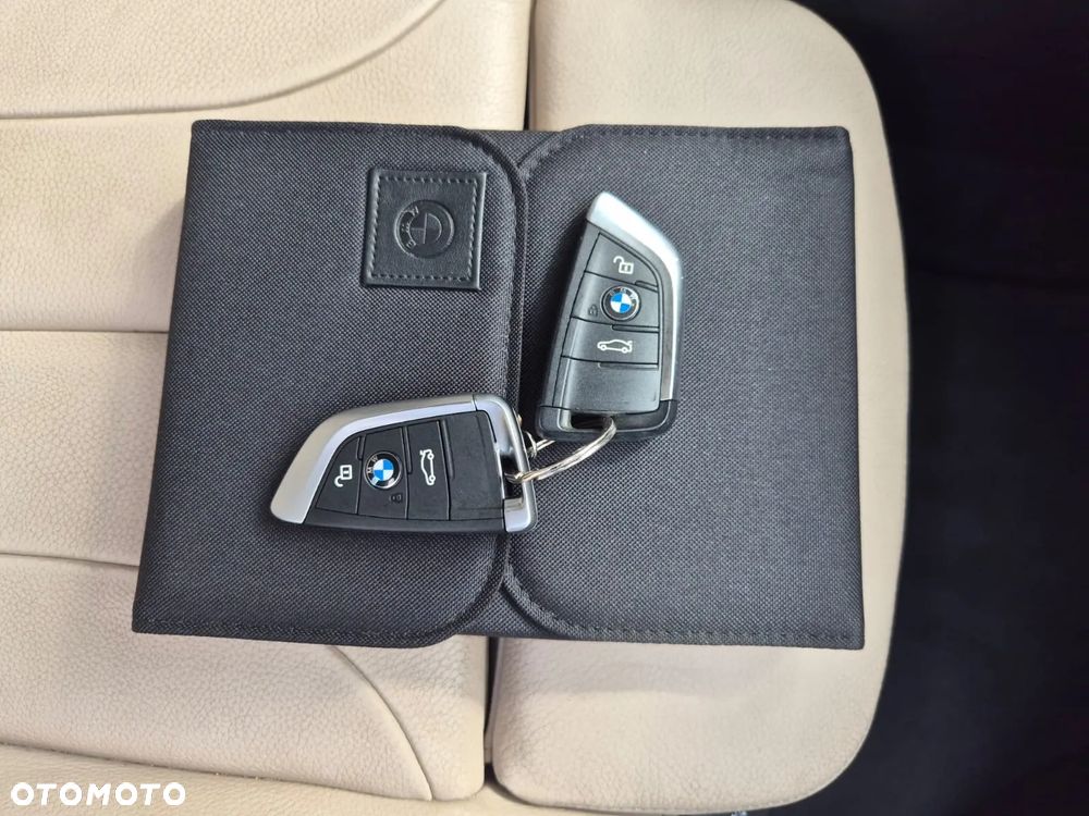 BMW Seria 2 218i Active Tourer Luxury Line - 15