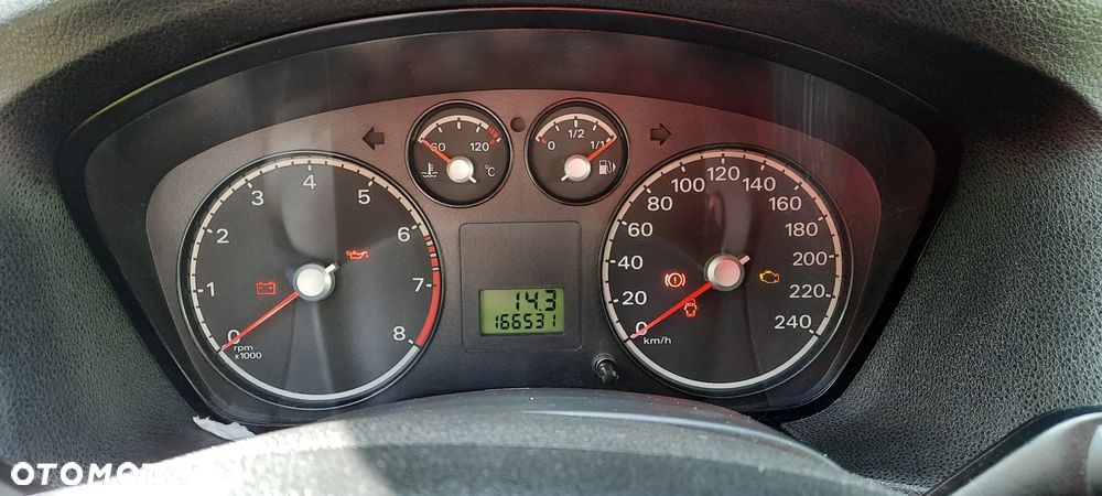 Ford Focus 1.6 Ambiente - 11