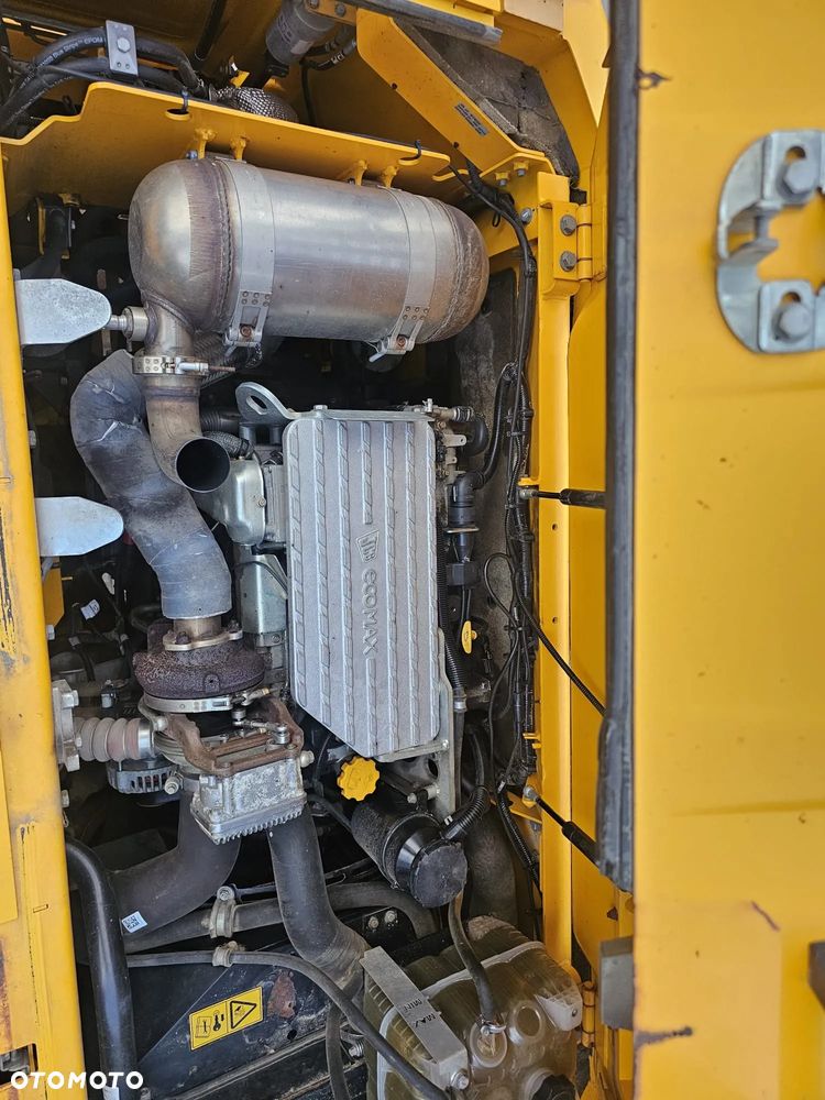 JCB 150X H Engcon - 17