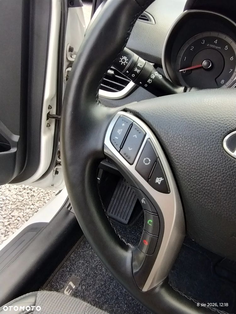 Hyundai i30 1.6 Fifa World Cup Edition - 23