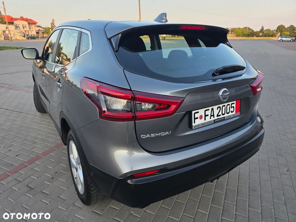 Nissan Qashqai 1.3 DIG-T AKARI - 7
