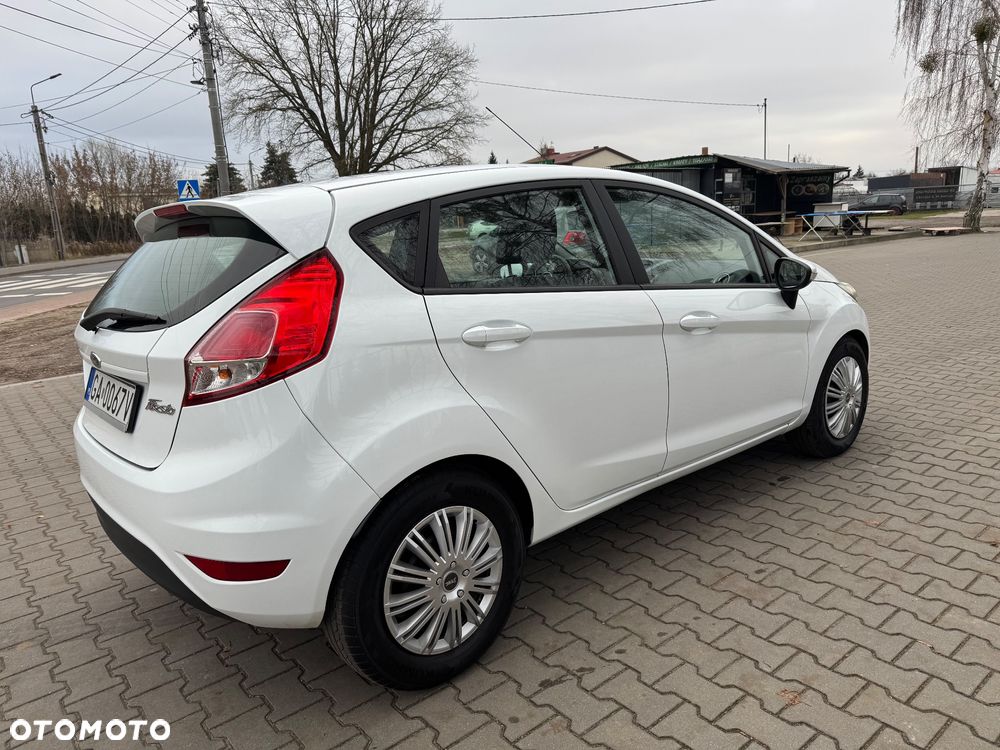 Ford Fiesta 1.6 TDCi Trend - 11