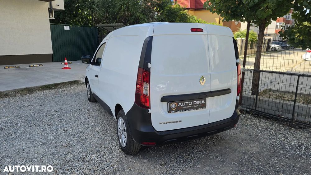 Renault Express - 5