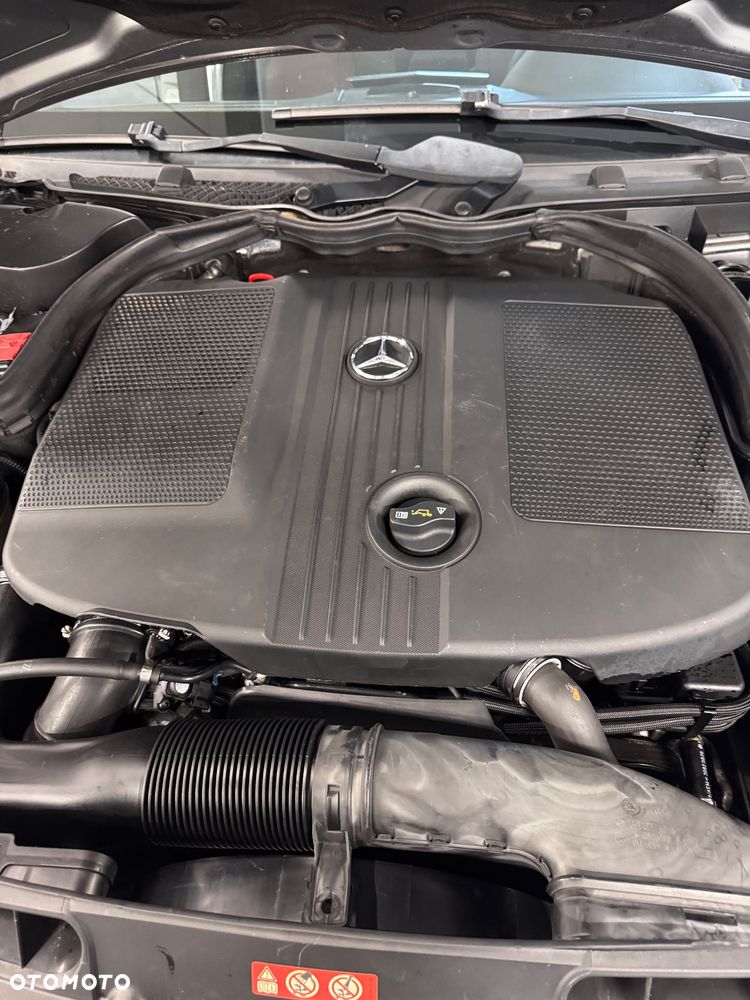 Mercedes-Benz Klasa C 200 CDI DPF (BlueEFFICIENCY) Elegance - 28