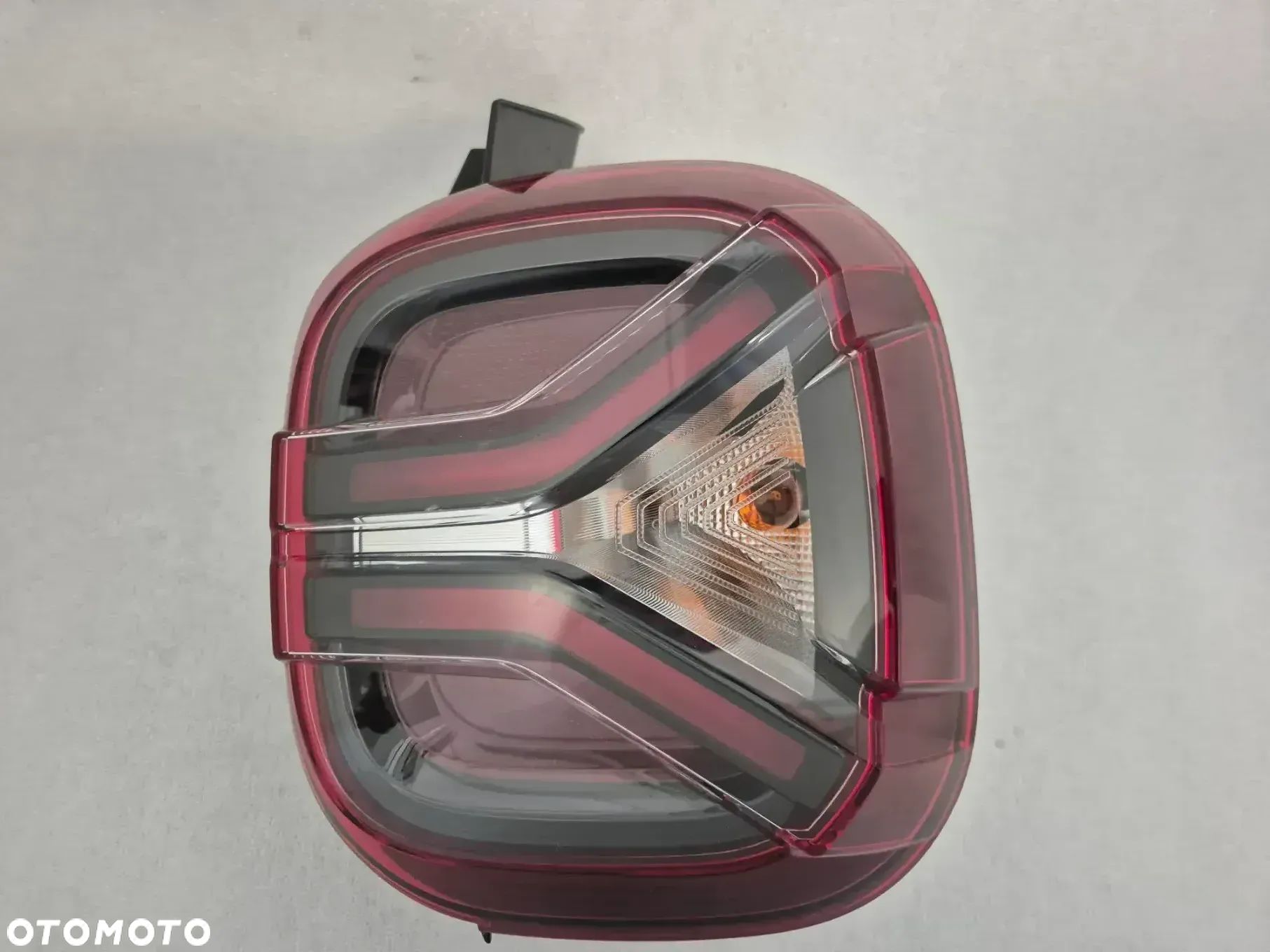 Lampa prawy tył prawa tylna Dacia Duster II Lift 265507316R - 1