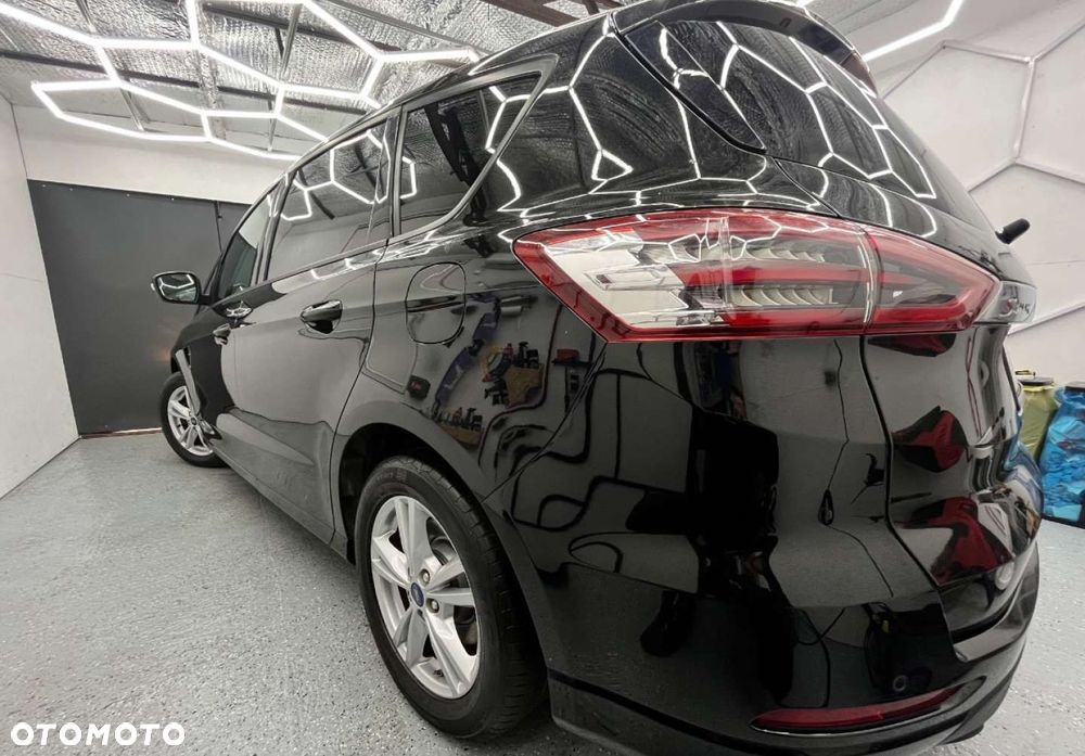 Ford S-Max - 15
