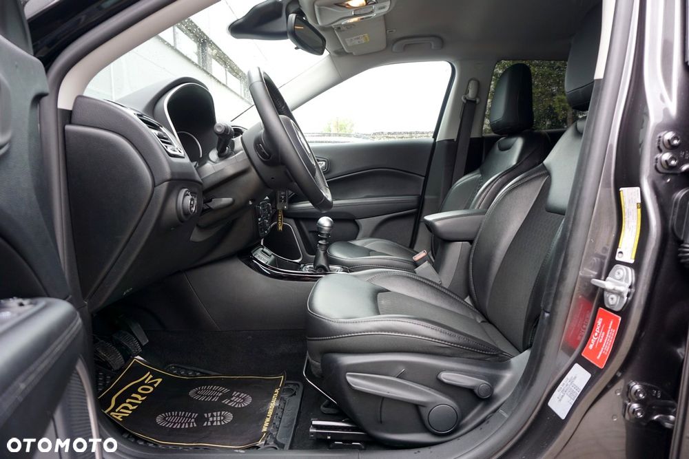 Jeep Compass 1.4 TMair Night Eagle FWD S&S - 24