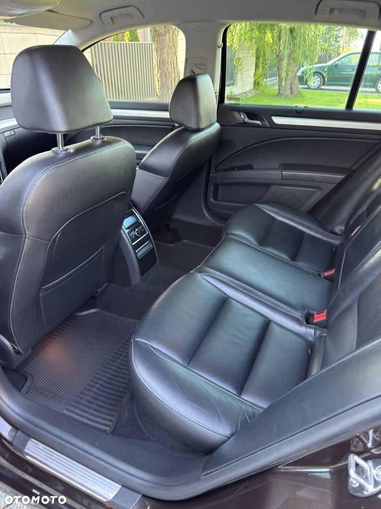Skoda Superb 2014 photo 4