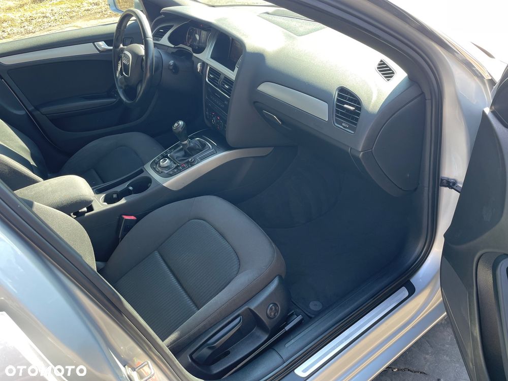 Audi A4 Avant 2.0 TDI DPF Ambition - 12