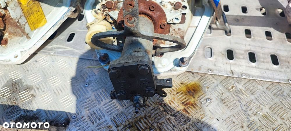Pompa hydrauliczna trymu przekładni Zetka Volvo Penta - 2