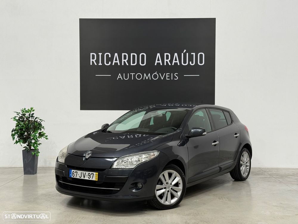 Renault Mégane 1.5 dCi Dynamique S - 1
