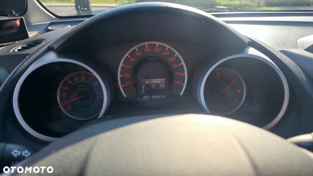 Honda Jazz 1.4 Executive - 11