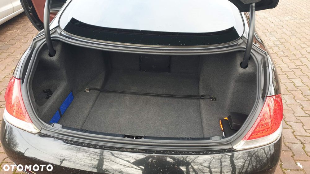 BMW Seria 6 650 i - 6