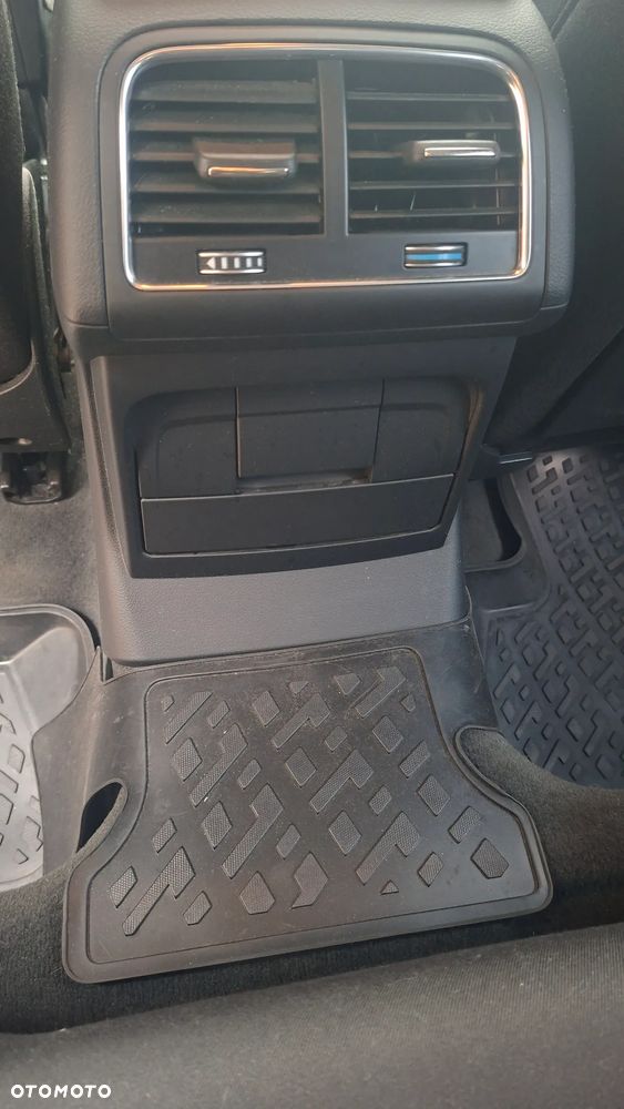 Audi Q5 2.0 TDI Quattro (clean diesel) - 25